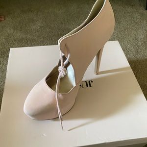 CLOSET CLEANUP: Soft Pink Charlotte Russe Heels